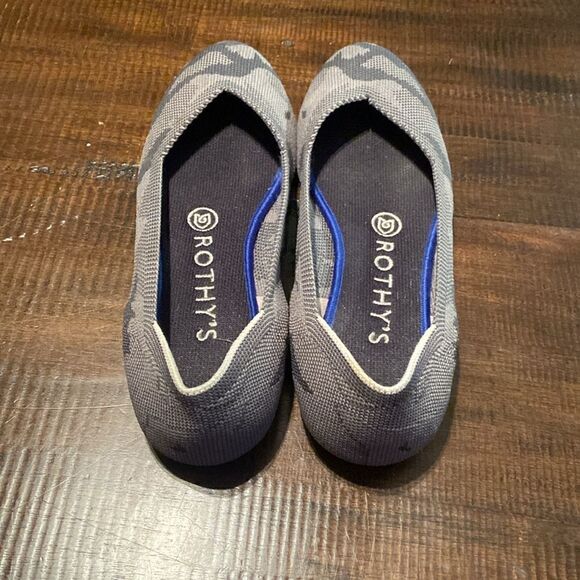 Rothy's Grey Camo Round Toe Flats 6.5 - Picture 2 of 5